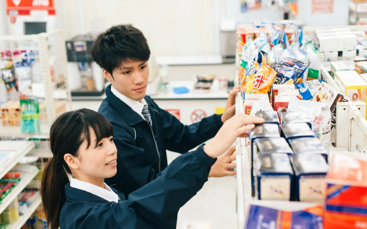 【販売・サービス】接客マナーや社会経験が得られるアルバイト