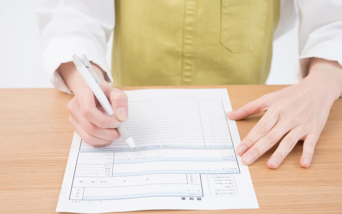 【状況別】履歴書の緊急連絡先の具体的な記入方法