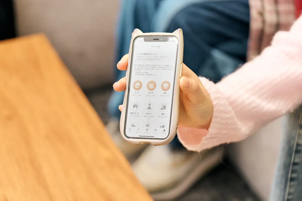 寝れない時に仕事を探して夜勤を入れることもあります（笑）。